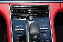 2023款保时捷Panamera