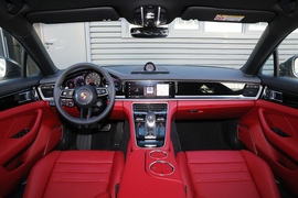 2023款保时捷Panamera