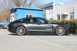 2023款保时捷Panamera