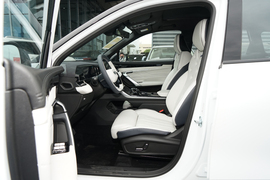 2023款吉利博越L