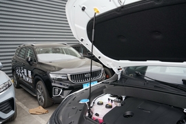 2023款吉利博越L