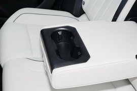 2023款吉利博越L