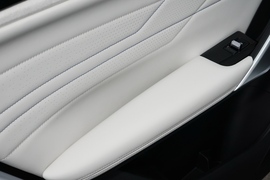 2023款吉利博越L