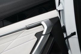 2023款吉利博越L