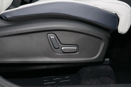 2023款吉利博越L