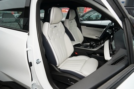 2023款吉利博越L