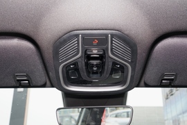 2023款吉利博越L