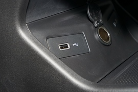 2023款吉利博越L