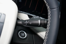 2023款吉利博越L