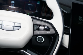 2023款吉利博越L