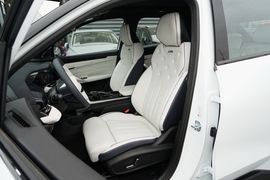 2023款吉利博越L