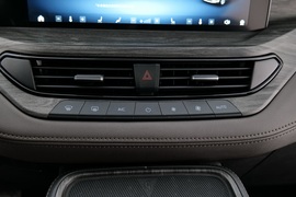 2023款福特新领裕