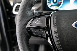 2023款福特新领裕