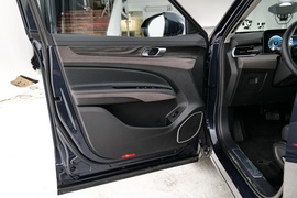 2023款福特新领裕