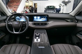 2023款福特新领裕