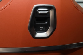 2023款宝马740Li