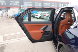 2023款宝马740Li