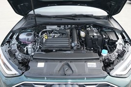   2023款奥迪A3L Limousine 35 TFSI 时尚运动型