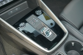   2023款奥迪A3L Limousine 35 TFSI 时尚运动型