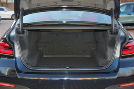   2023款宝马530Li 领先型 M运动套装