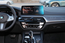 2023款宝马530Li