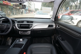 2022款吉利帝豪新能源