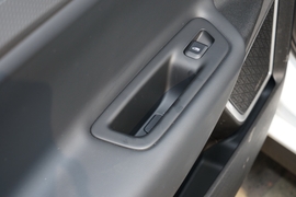 2022款吉利帝豪新能源