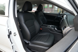 2022款吉利帝豪新能源