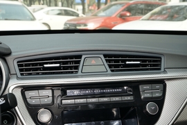 2022款吉利帝豪新能源