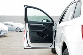 2023款奥迪Q5L