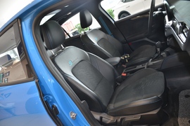 2022款福特福克斯