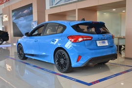 2022款福特福克斯