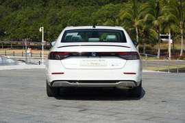  2023款广汽本田雅阁 e:PHEV 顶配