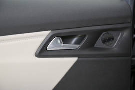 2023款雪铁龙凡尔赛C5