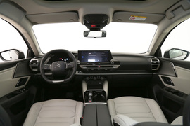 2023款雪铁龙凡尔赛C5