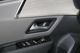 2023款雪铁龙凡尔赛C5