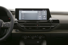 2023款雪铁龙凡尔赛C5