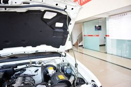 2013款日产帕拉丁2.4L手动标准型四驱(国四)