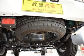 2013款日产帕拉丁2.4L手动标准型四驱(国四)