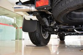 2013款日产帕拉丁2.4L手动标准型四驱(国四)