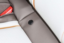 2023款比亚迪秦PLUS