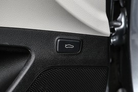 2023款比亚迪秦PLUS