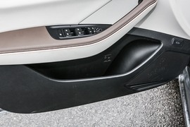 2023款比亚迪秦PLUS