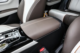 2023款比亚迪秦PLUS