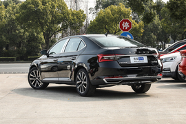 2023款斯柯达速派