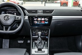 2023款斯柯达速派