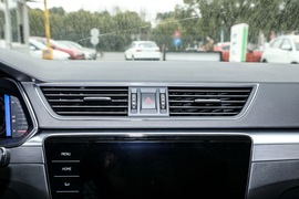 2023款斯柯达速派