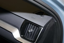 2023款沃尔沃V60