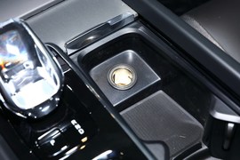 2023款沃尔沃V60