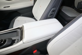 2023款福特锐界L